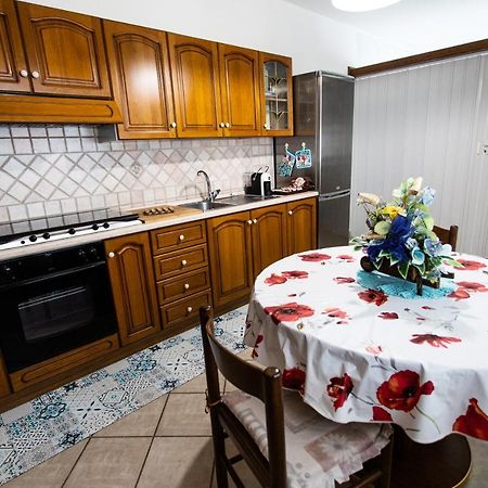 Apartments Paradise Garden Holiday House อาเจโรลา ภายนอก รูปภาพ