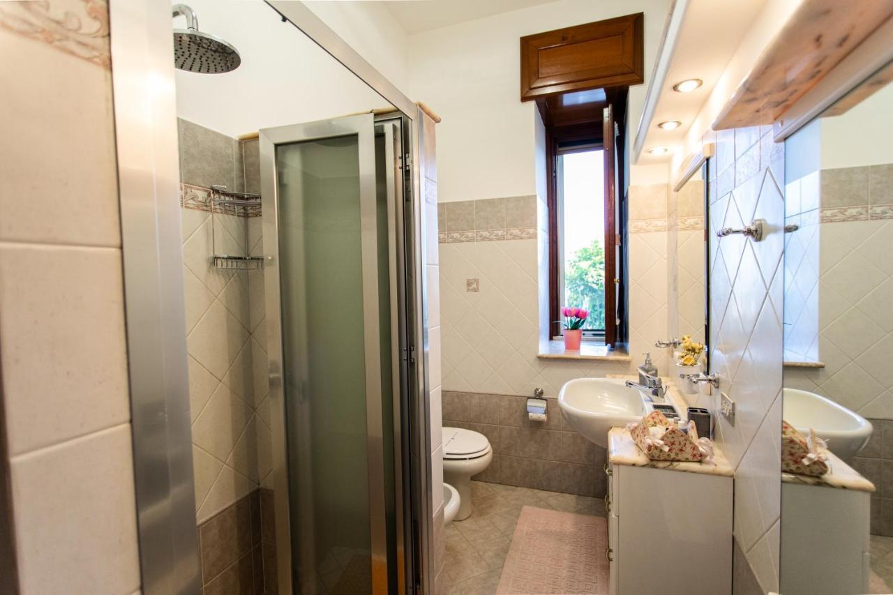 Apartments Paradise Garden Holiday House อาเจโรลา ภายนอก รูปภาพ