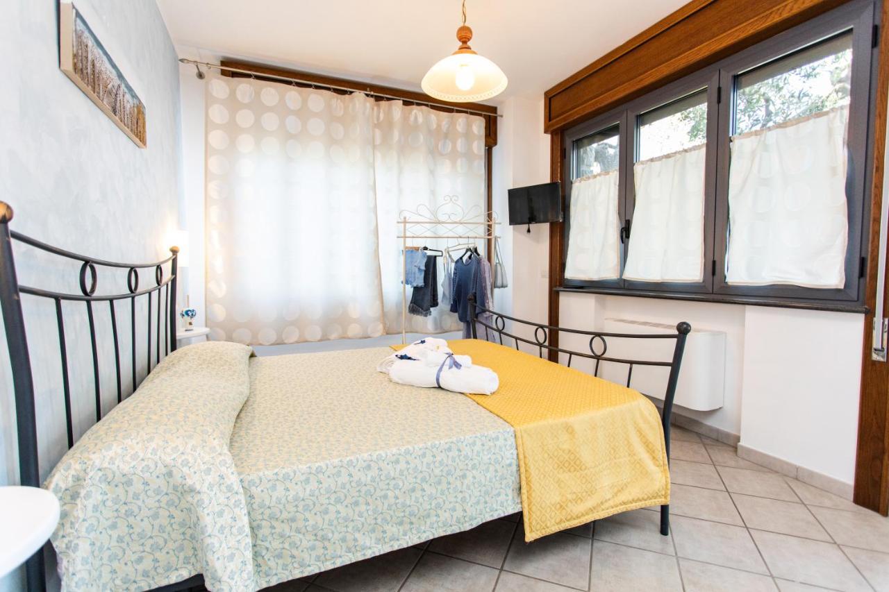 Apartments Paradise Garden Holiday House อาเจโรลา ภายนอก รูปภาพ